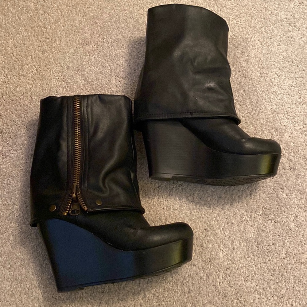 Jessica Simpson convertible boots!  Great to wear folded down or not.